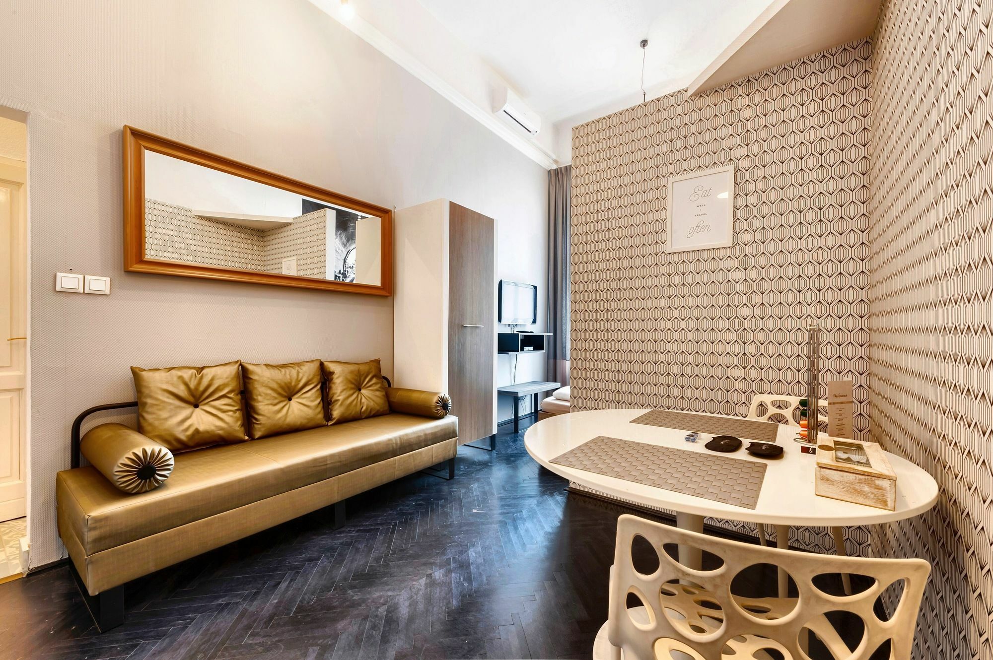 Hostel Adagio Basilica *